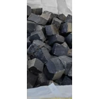 Kép 3/4 - Bazalt kockakő, macskakő 8-10 cm-es térkő